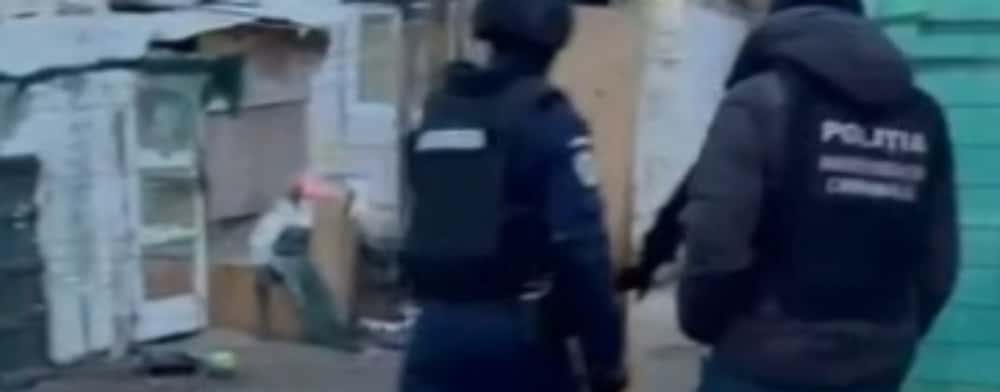 Hoți de echipamente electronice în valoare de 100.000 de euro, în vizorul polițiștilor prahoveni. Percheziții în Ploiești, Lipănești și Păulești