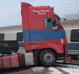 Locomotiva trenului de călători implicat în accidentul feroviar de la Bușteni a fost avariată. Anunțul CFR Călători