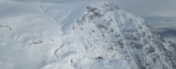 Salvamontiștii atrag atenția asupra riscului de producere a avalanșelor în Bucegi