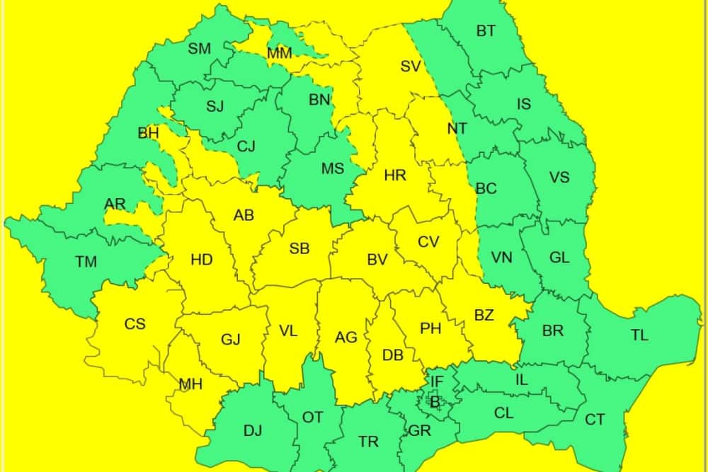 Prahova intră sub cod galben de instabilitate atmosferică, marți după-amiază