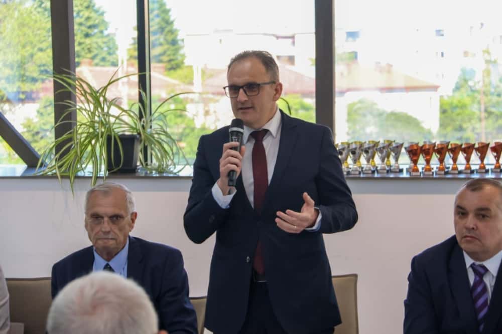 Virgiliu Nanu, președintele CJ Prahova, prezent la deschiderea a două evenimente educaționale și economice destinate tinerilor