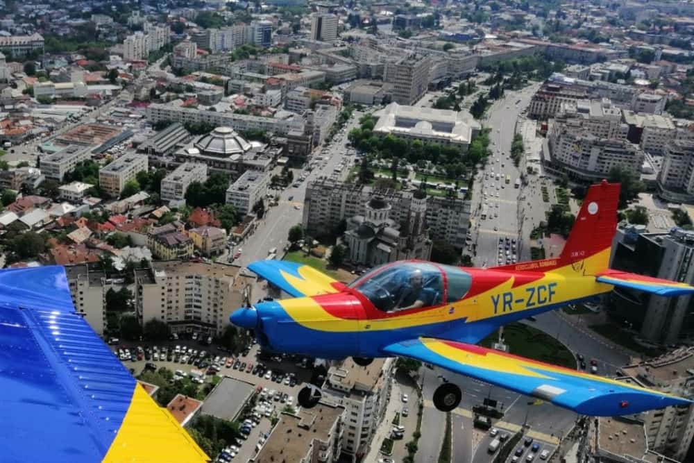 Vrei să zbori cu un avion ultraușor? Mergi la Ziua Porților Deschise, de la Aeroclubul Strejnic!