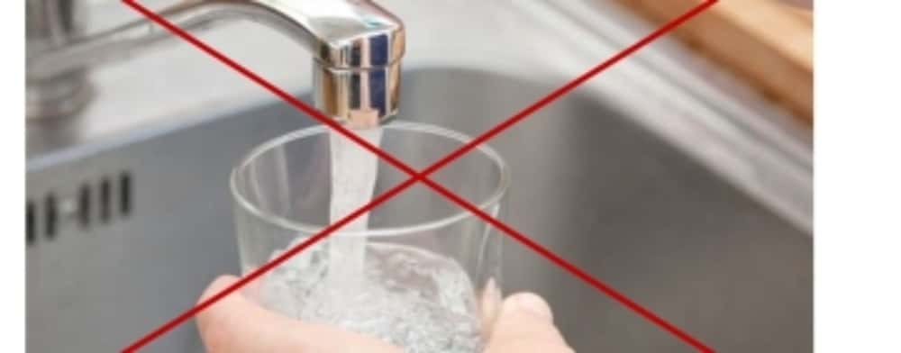 Apa furnizată în localitățile Mănești și Cocorăștii Colț NU este potabilă – măsuri urgente pentru remedierea situației