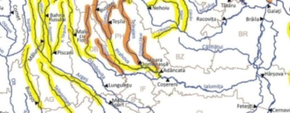 Pericol de inundații pe cinci râuri din Prahova, în următoarele două zile!