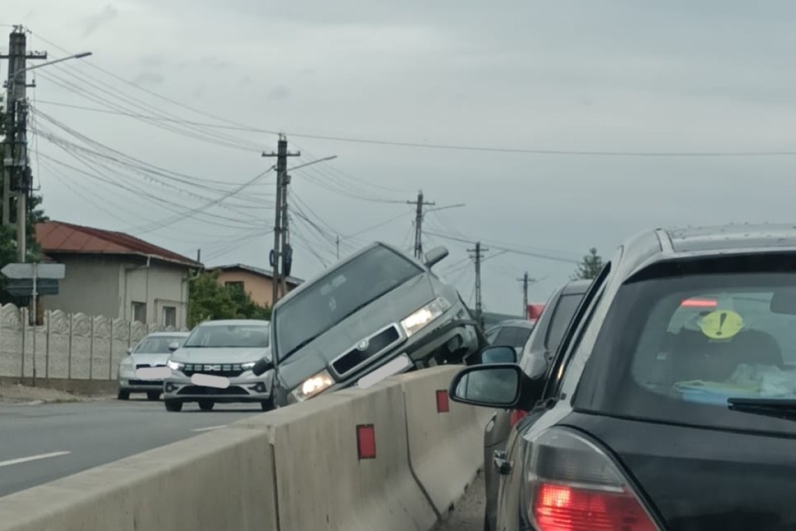 ”Cascadorie” nereușită pe DN1B, la Bucov!