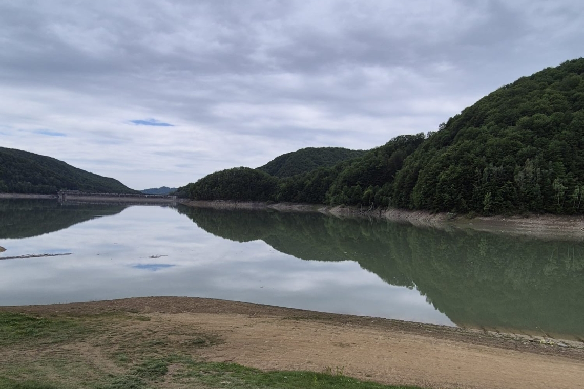 Cum arată lacul de acumulare de la Paltinu, după precipitațiile abundente din ultima perioadă