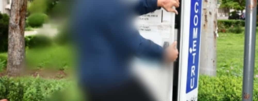 Bărbat prins în flagrant, noaptea trecută, în timp ce spărgea un parcometru din Ploiești. Alți trei ploieșteni, cercetați pentru furt calificat
