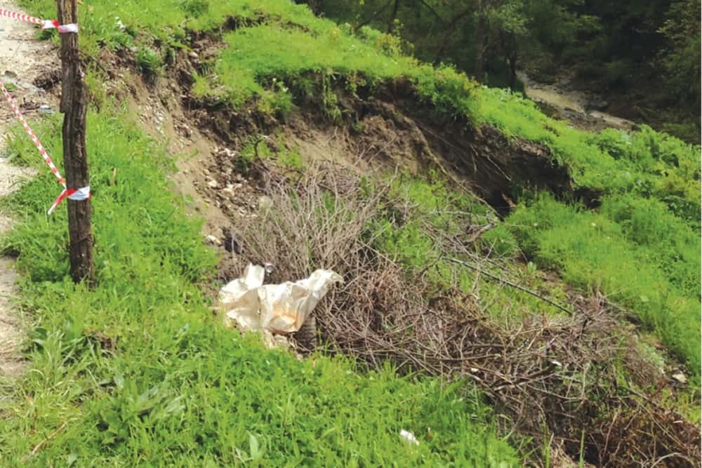 Alunecare de teren la Breaza. Șase gospodării în pericol