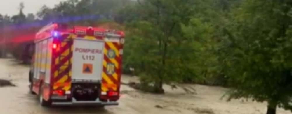 Pompierii au intervenit după inundațiile din Telega, Bănești și Plopeni