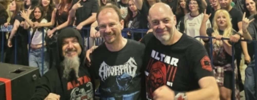 Acum putem reveni la probleme serioase, precum invazia de căpușe, țânțari, gropi din asfalt?