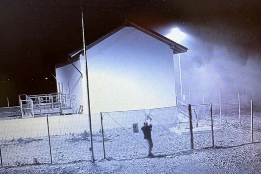 Incendiul de la stația de epurare din Măgurele ar fi fost provocat de un localnic. Polițiștii au deschis o anchetă