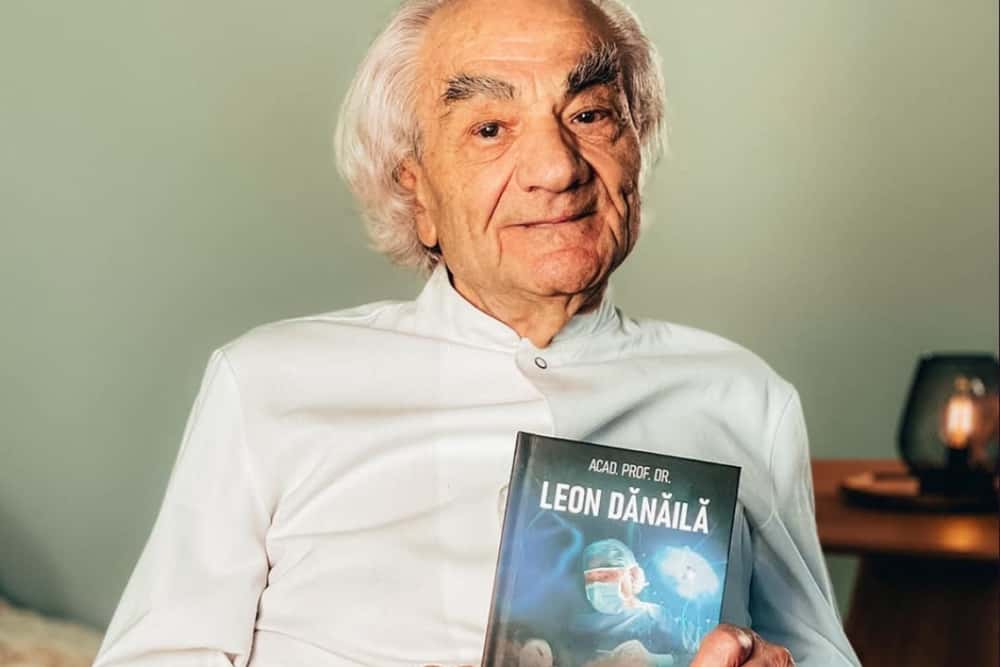 Academicianul Leon Dănăilă, reputat neurochirurg, după apariția informației că ar fi decedat: ”Vreau să vă asigur personal că sunt bine, sănătos și foarte viu!”