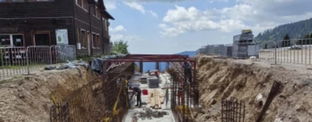 La Sinaia, se lucrează intens la sania de vară! Când ar putea fi gata noua atracție de pe Valea Prahovei