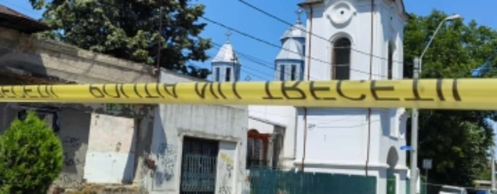 Ploiești | Răsturnare de situație! Cadavrul găsit în casa părăsită era, de fapt, un manechin