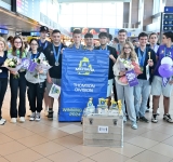 Echipa de robotică RO2D2 a revenit acasă după o victorie istorică. Președintele CJ Prahova i-a felicitat pe elevii de la ”Mihai Viteazul”