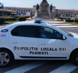 Ce surpriză au avut polițiștii locali ploieșteni din partea unui bărbat găsit ghemuit pe un trotuar