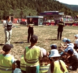 Polițiștii prahoveni au ajuns în tabără, la Azuga. Nu la relaxare, ci pentru siguranța copiilor