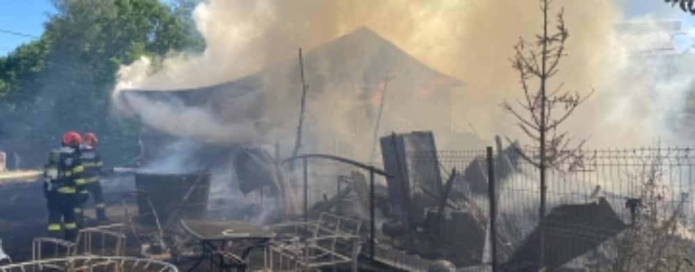 Un bărbat a suferit arsuri într-un incendiu produs în satul Plaiu, din Provița de Sus