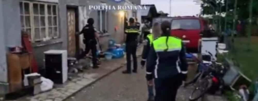 Hoți de cai, ”vizitați” de polițiștii prahoveni