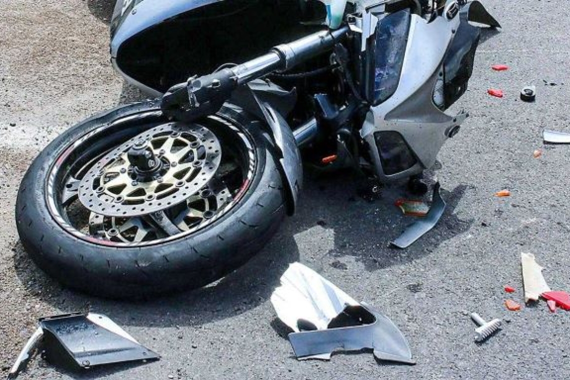Accident rutier în comuna Șotrile: un tânăr motociclist a ajuns la spital