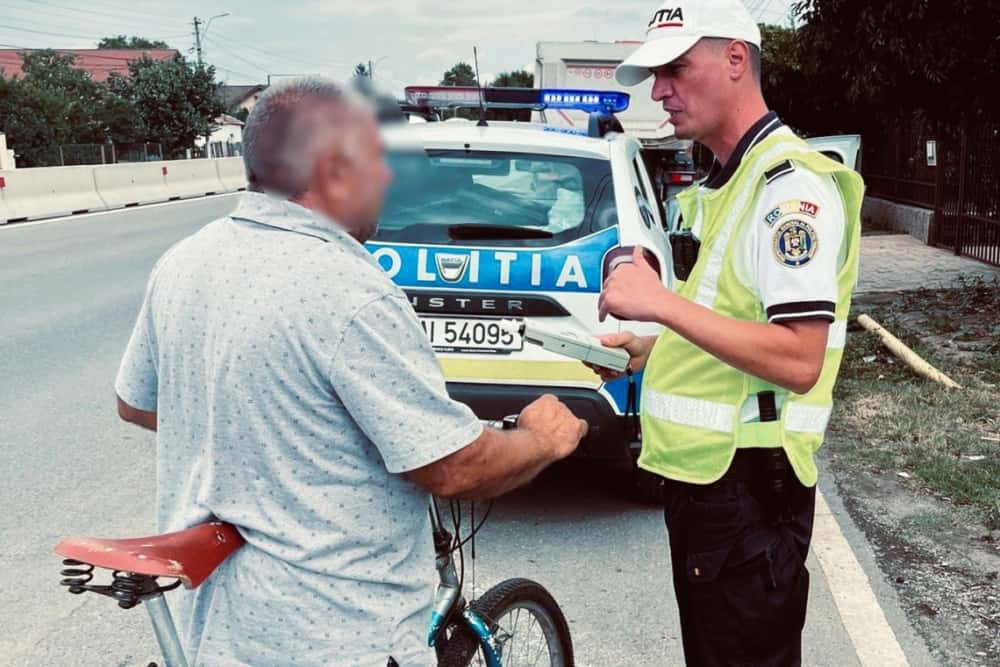 În ultimii 5 ani, pe drumurile din Prahova au murit aproape 100 de persoane din cauza indisciplinei pietonilor sau a bicicliștilor