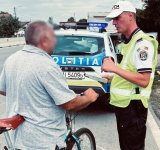 În ultimii 5 ani, pe drumurile din Prahova au murit aproape 100 de persoane din cauza indisciplinei pietonilor sau a bicicliștilor