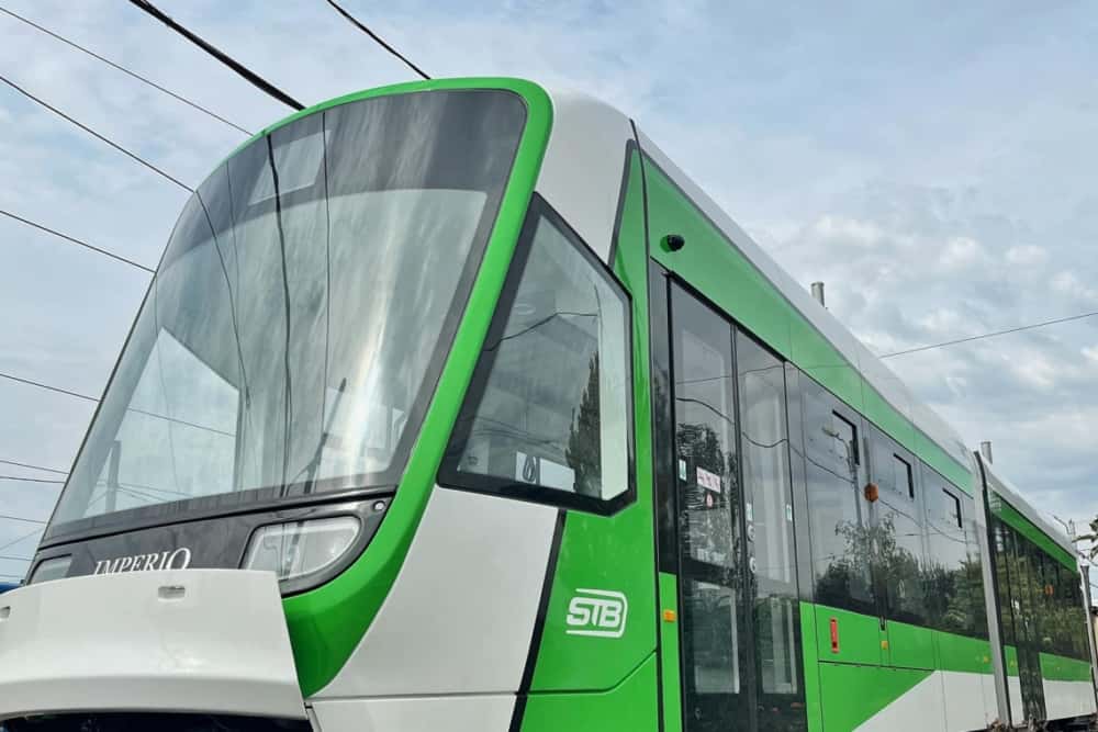 Primăria Ploiești vrea să cumpere 20 de tramvaie ”noi și nefolosite”. Vrea, dar și poate?