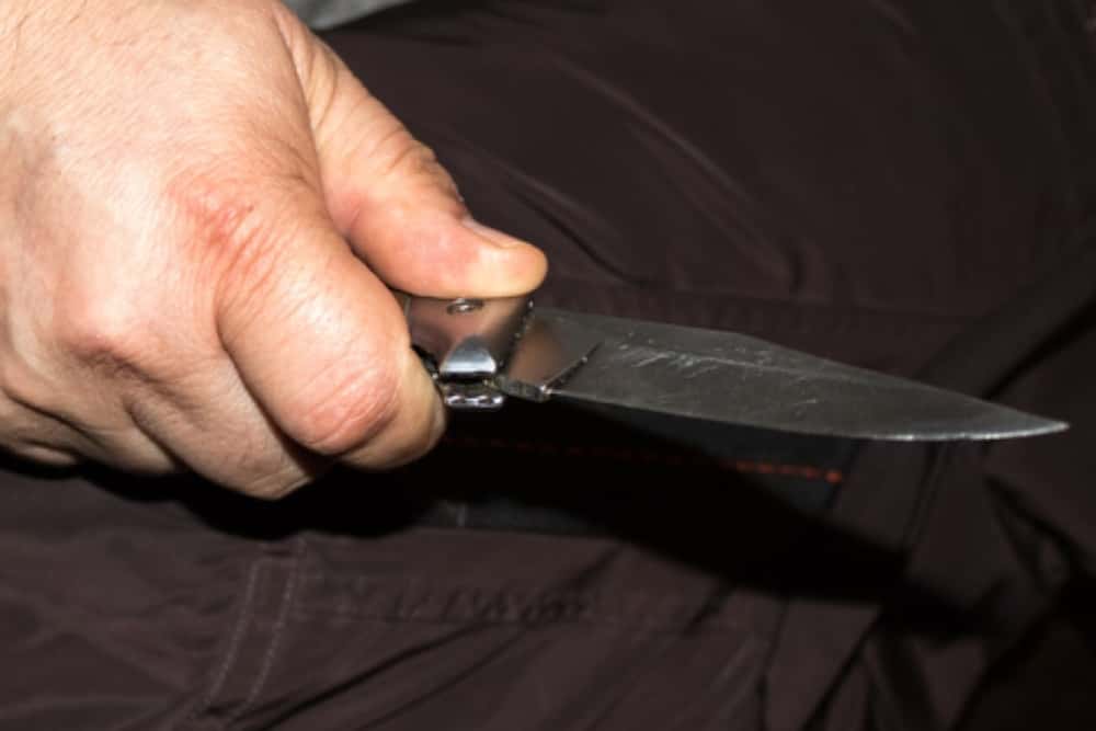 Cocorăștii Mislii / Prahovean în vârstă de 18 ani, arestat preventiv după ce a înjunghiat un alt tânăr