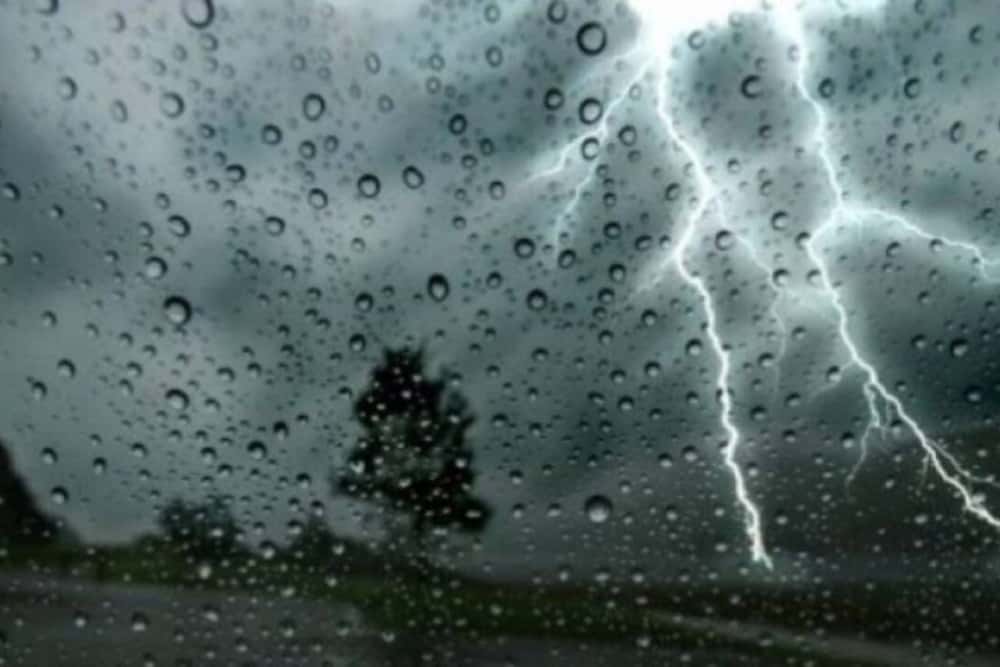 Codul portocaliu de fenomene meteo periculoase s-a extins pentru alte zeci de localități din Prahova