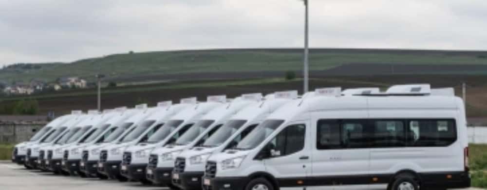 Se îngroașă gluma! Verificări la achizițiile de microbuze electrice supraevaluate, în care este implicată o firmă din Prahova