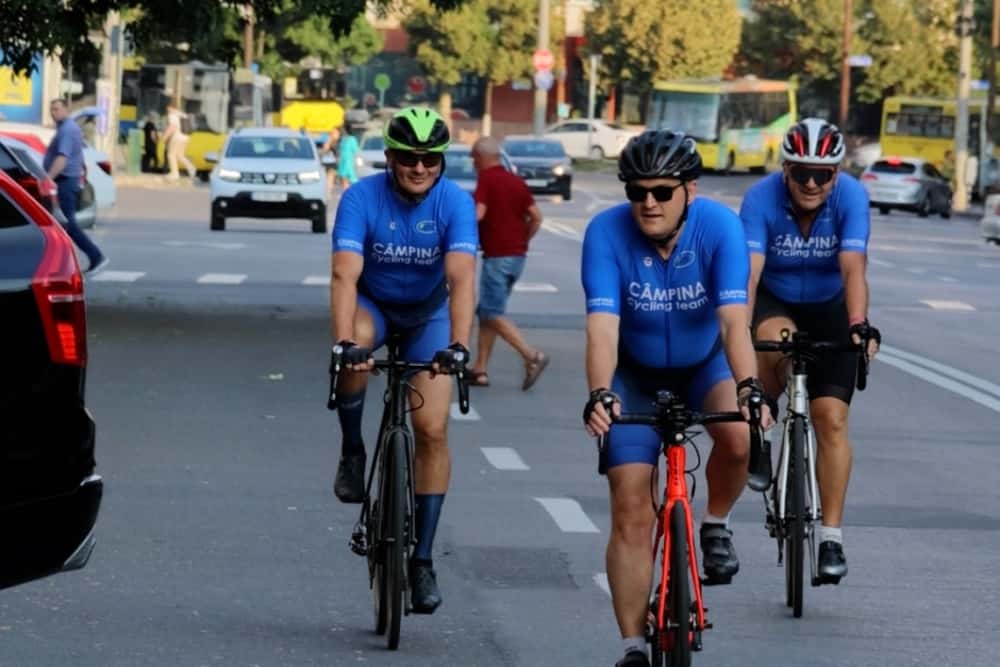 Cu bicicleta la birou. Președintele CJ Prahova a venit ”pe două roți” de la Cornu la Ploiești!