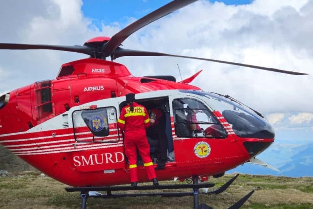 Un turist salvat de pe munte cu elicopterul, în Dolomiți, are de achitat o factură imensă. În România, intervențiile ne costă pe toți!