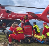 Tragedia din munți, în care patru tineri și-au pierdut viața după ce mașina lor s-a prăbușit într-o râpă - un nou semnal de alarmă asupra pericolelor din zonele montane