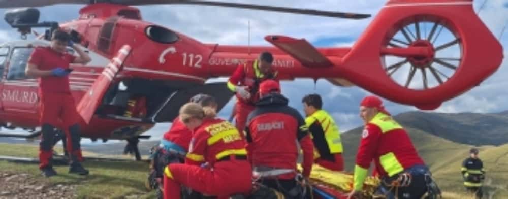 Tragedia din munți, în care patru tineri și-au pierdut viața după ce mașina lor s-a prăbușit într-o râpă - un nou semnal de alarmă asupra pericolelor din zonele montane