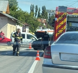 O șoferiță de 27 de ani a ajuns la spital după un accident produs pe strada Văleni din Ploiești