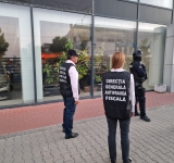 Prejudiciu de peste 90 milioane de lei descoperit de inspectorii Antifraudă și procurorii DNA în comerțul cu mașini second-hand