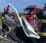 IPJ Prahova: Cum s-a produs accidentul în care trei femei au rămas încarcerate în autoturismul răsturnat, lângă Filipeștii de Pădure
