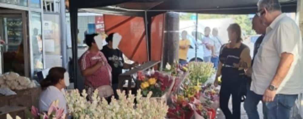 Amenzi de peste 13.000 de lei pentru comercianții de flori din Ploiești