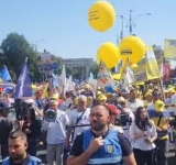 150 de cadre didactice din Prahova participă la mitingul de protest organizat de sindicatele din învățământ, în Capitală