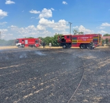 Zeci de hectare de teren, cuprinse de flăcări, în Valea Călugărească
