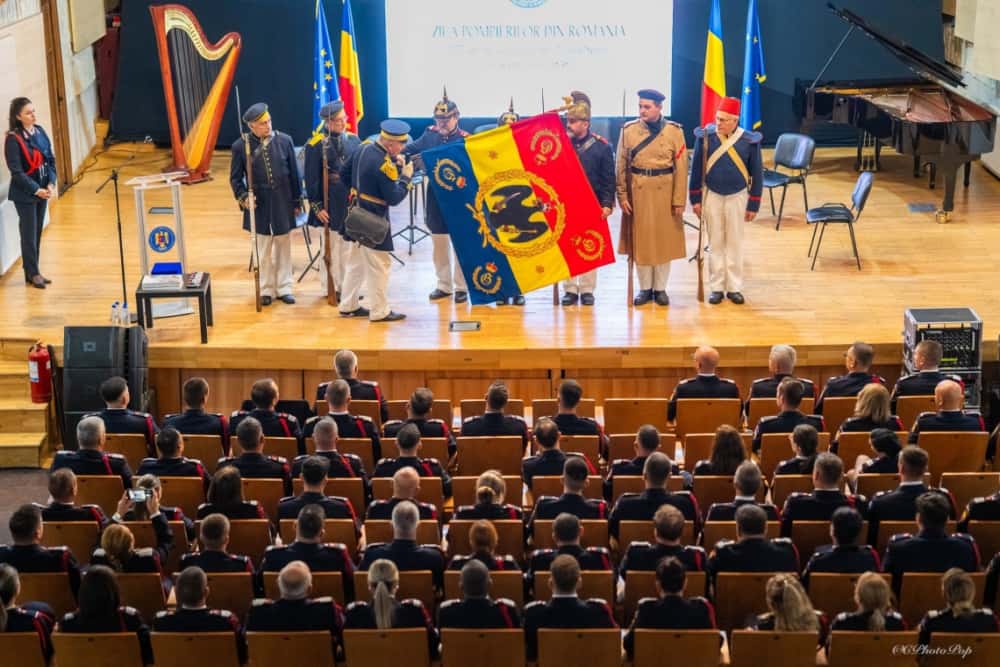 ISU Prahova sărbătorește Ziua Pompierilor din România prin evenimente speciale dedicate comunității. Ieri, au avut parte de ceremonii deosebite, la Filarmonica Paul Constantinescu