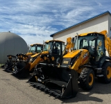 HIDRO PRAHOVA S.A. își modernizează parcul auto prin achiziția a trei buldoexcavatoare pentru centrele de lucru Vălenii de Munte, Câmpina și Sinaia