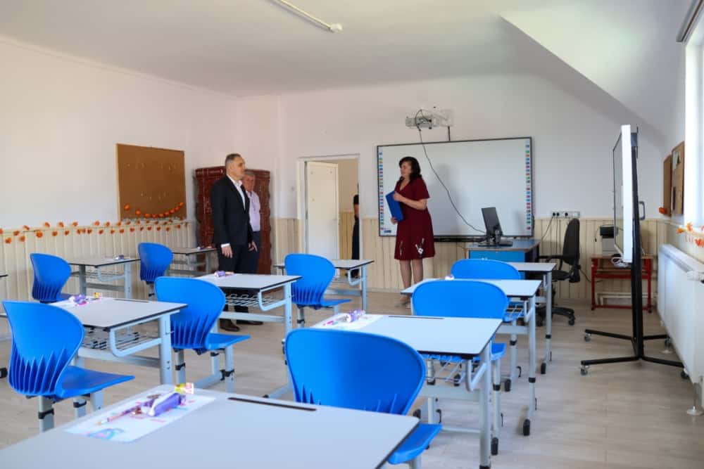 SMART PH – investiție pentru viitorul educației din Prahova