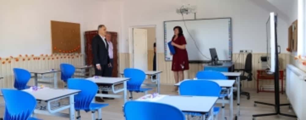 SMART PH – investiție pentru viitorul educației din Prahova