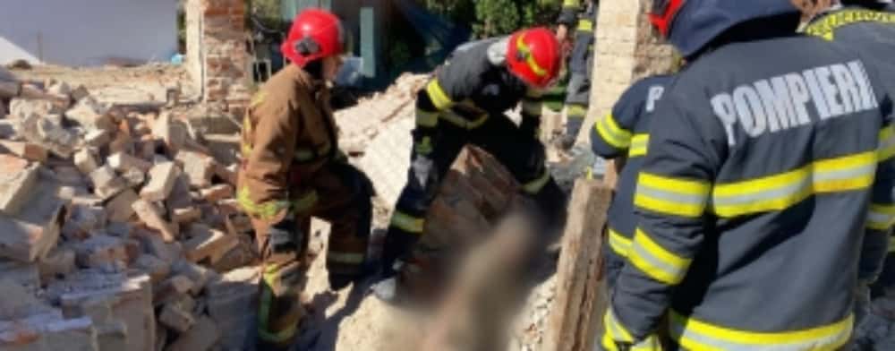 Ce spune IPJ Prahova despre accidentul în care un muncitor a murit și altul a fost rănit, după prăbușirea unui zid, în Câmpina
