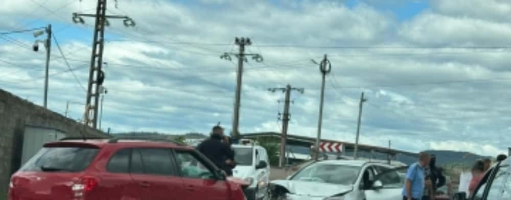Accident rutier în Filipeștii de Pădure: un bărbat rănit și transportat la spital