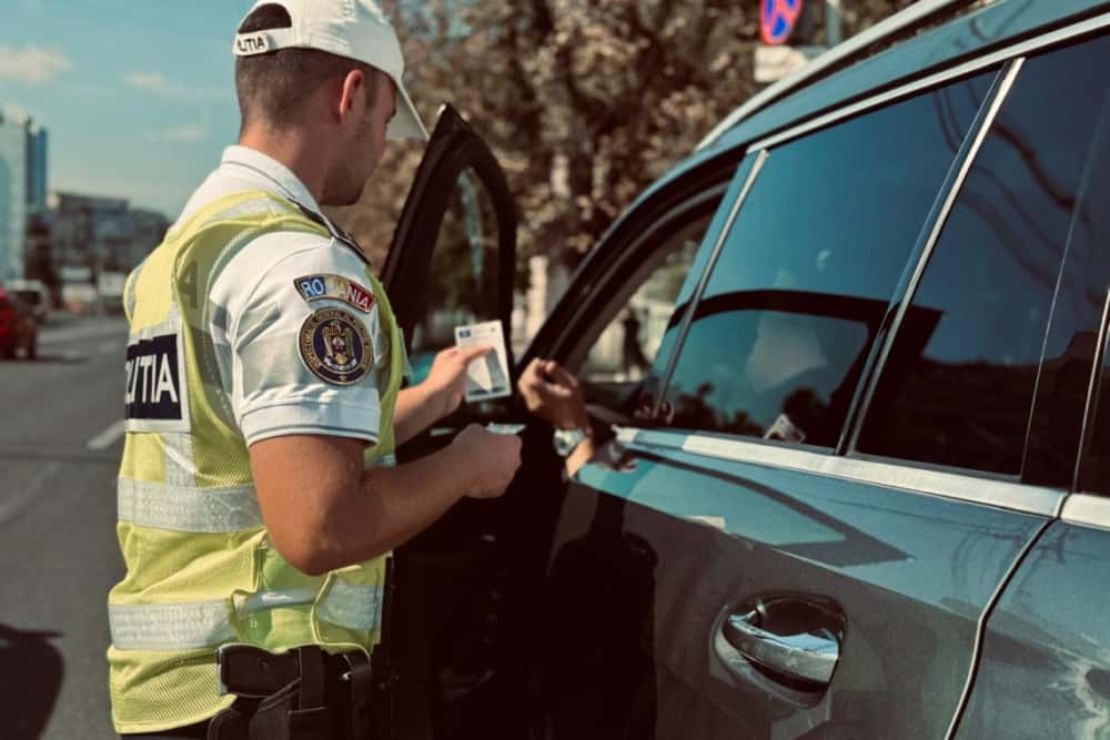 Razie de amploare la Ploiești: sute de persoane legitimate, amenzi de peste 26.000 de lei