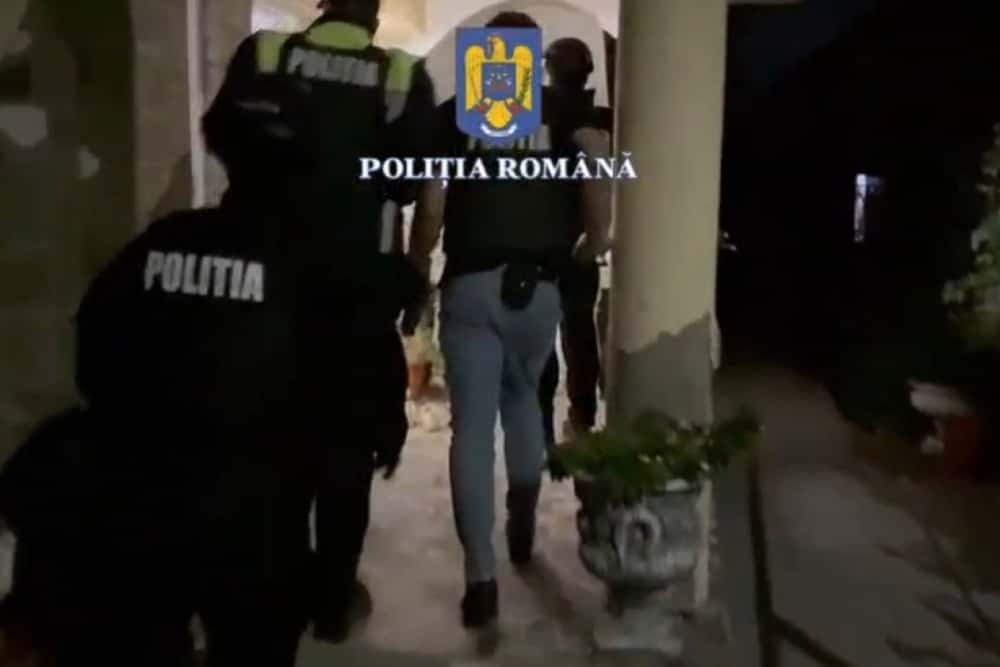 Percheziții în Păulești într-un dosar de furt calificat. Un tânăr de 24 de ani, bănuit de 12 fapte
