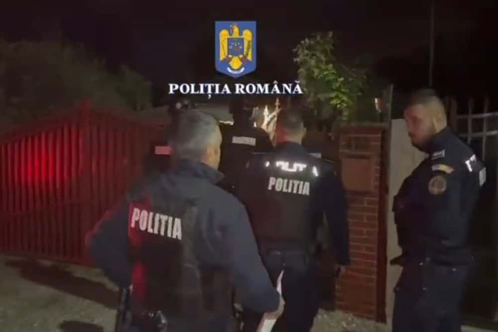 Percheziții în Șirna, la persoane suspectate de distrugerea unui autoturism