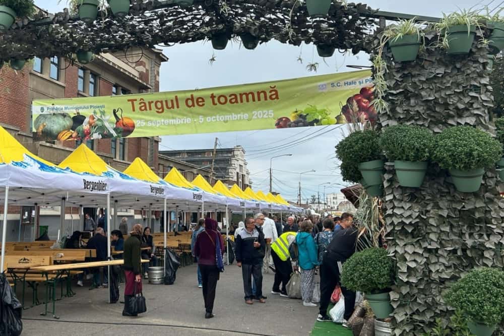 S-a deschis Târgul de toamnă, în centrul Ploieștiului. Să nu mergeți nemâncați, că vă arde la buzunar!